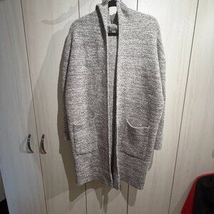 EUC Barefoot Dreams Cozychic Hooded Cardigan Grey/White Small